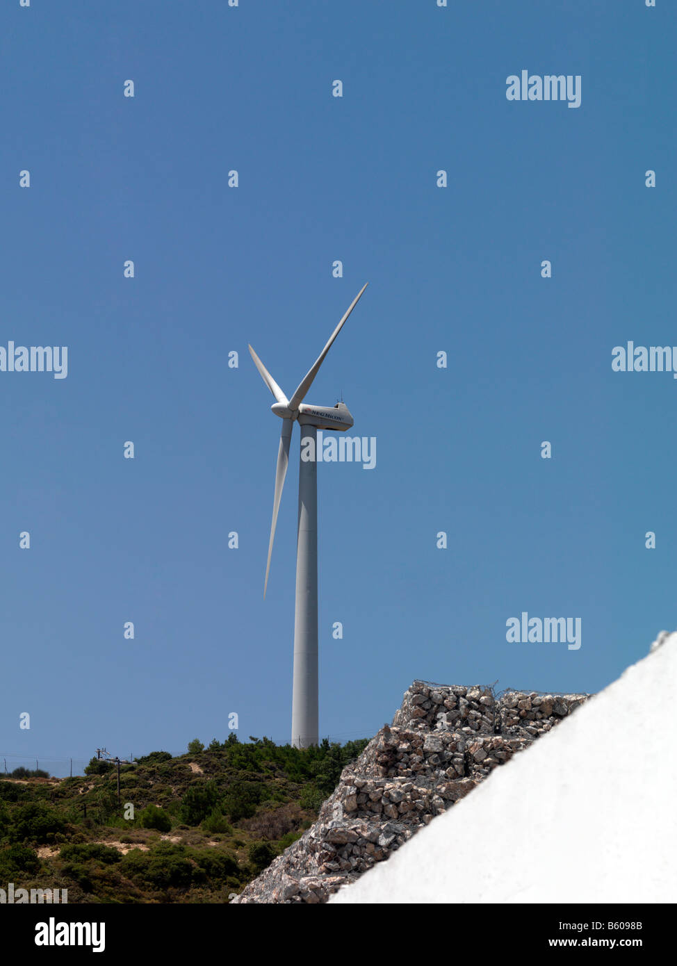 Windkraftanlagen in der Nähe von Kampos Samos Griechenland Stockfoto