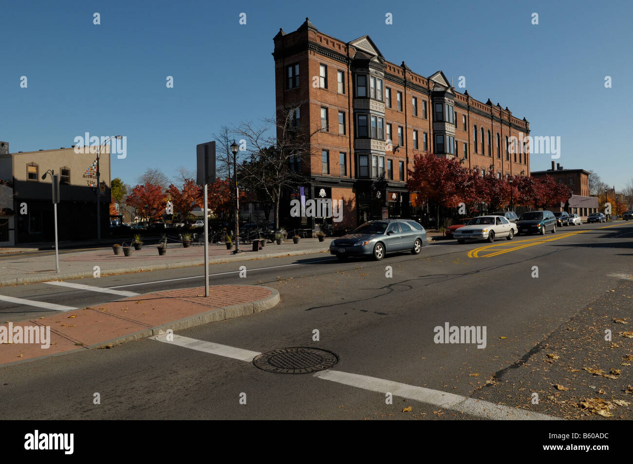 University Avenue und dem Flatiron Building in Rochester, New York USA. Stockfoto