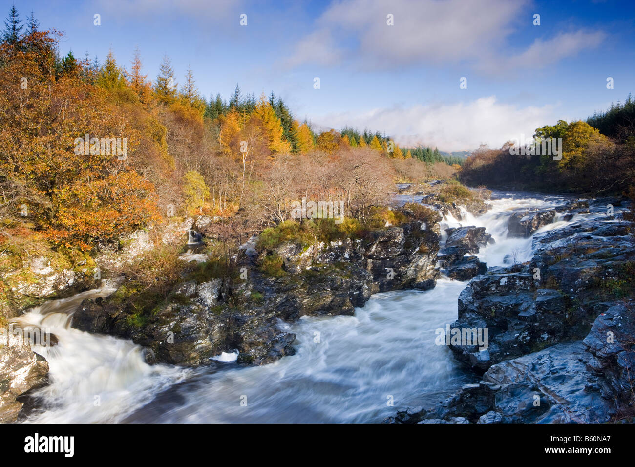 River Orchy, Glen Orchy, im Herbst. Argyll, Schottland, Vereinigtes Königreich Stockfoto