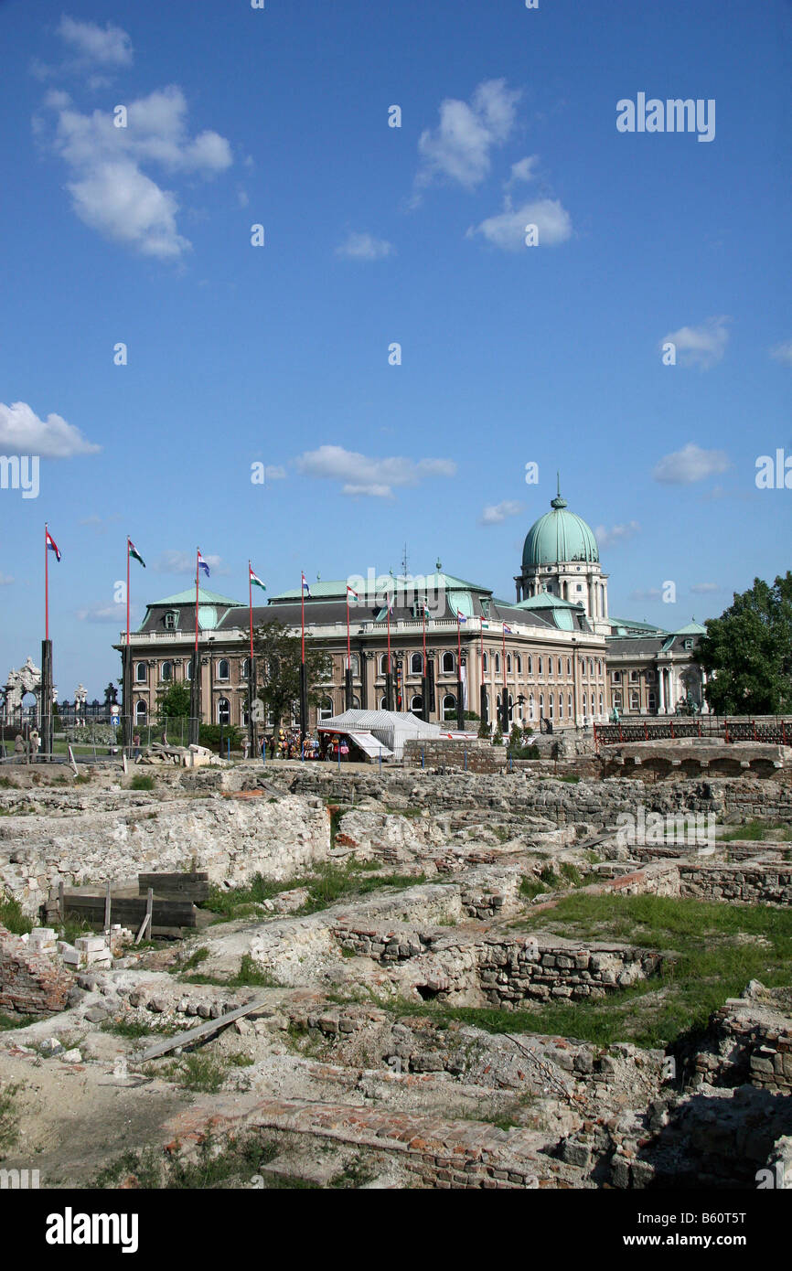 Römische Ausgrabungsstätte im Burgviertel vor Budaer Burg in Budapest, Ungarn, Europa Stockfoto