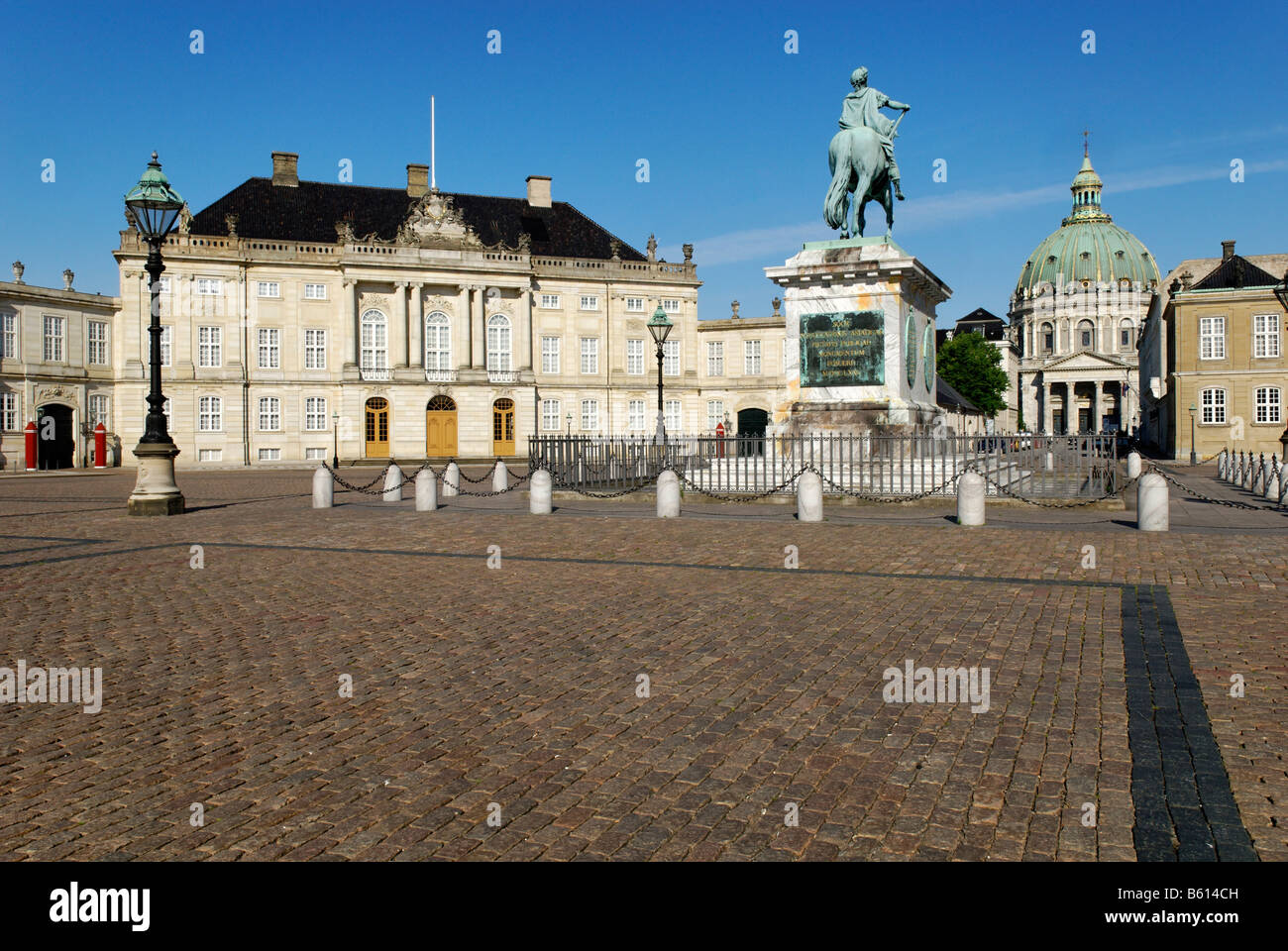 Schloss Amalienborg und Marmorkirken, Kopenhagen, Dänemark, Skandinavien, Europa Stockfoto