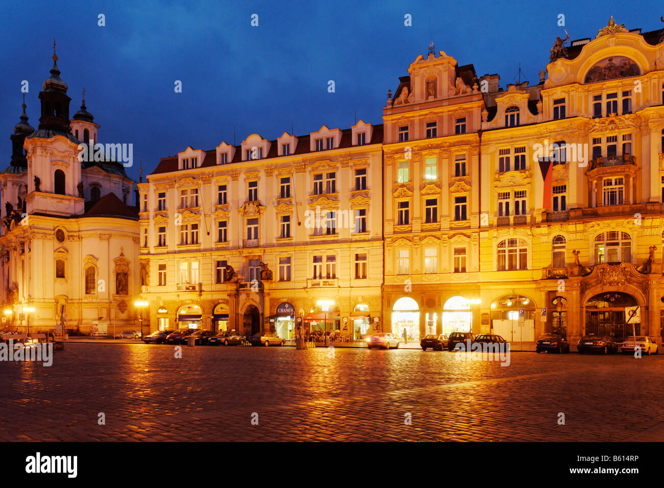 Historischen Altstädter Ring beleuchtet, Prag, UNESCO-Weltkulturerbe, Tschechische Republik, Europa Stockfoto