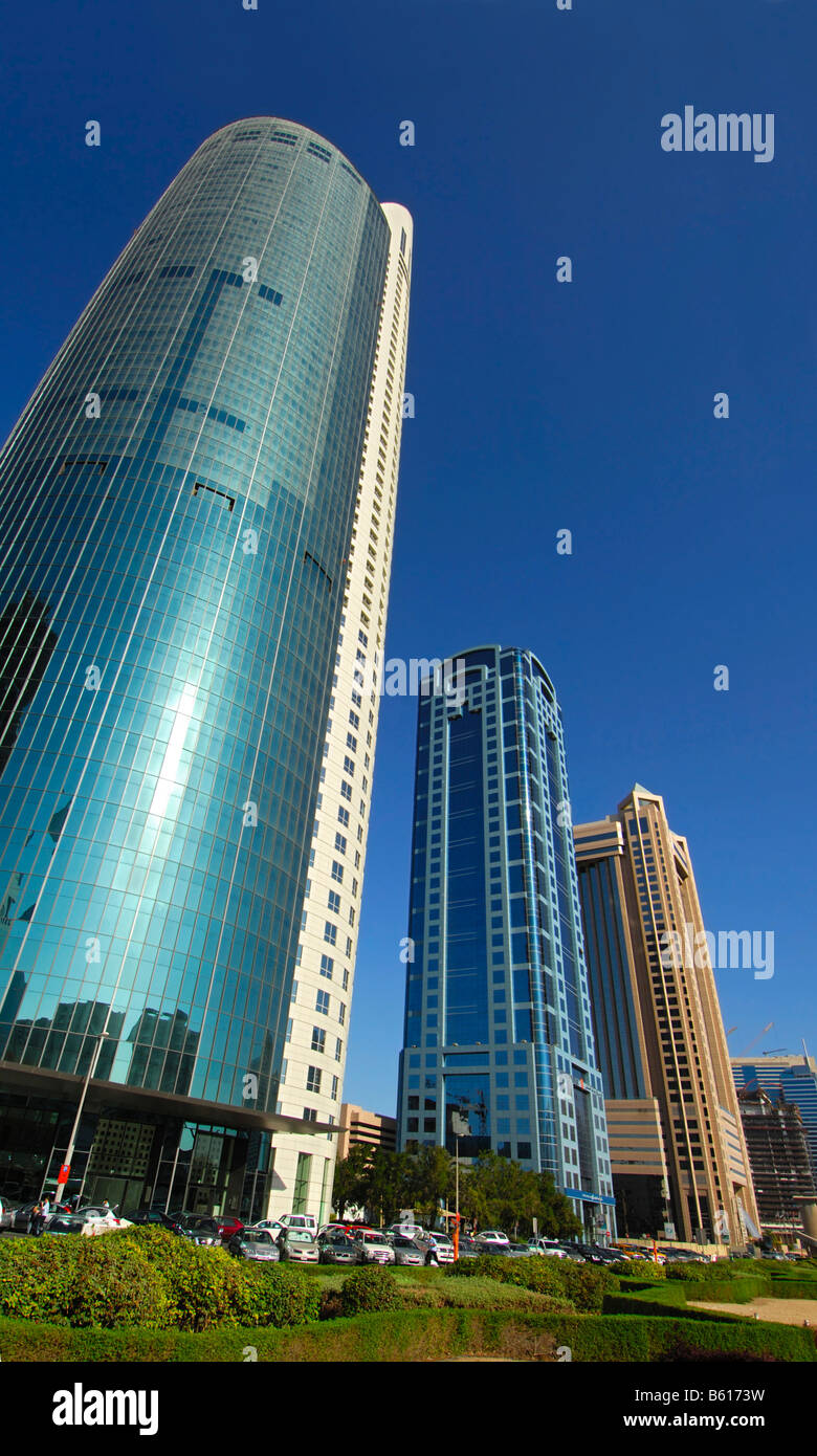 HochhausTürme, v.l.n.r. Park Place Tower, API World Tower, Fairmont