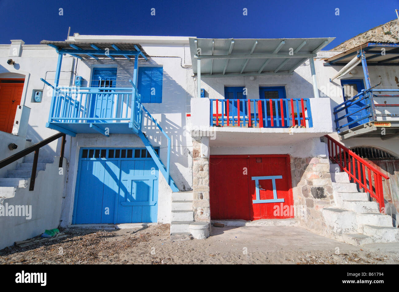 Bunte Häuser der Fischerei Dorf von Klima auf Milos Insel, Kykladen, Griechenland, Europa Stockfoto