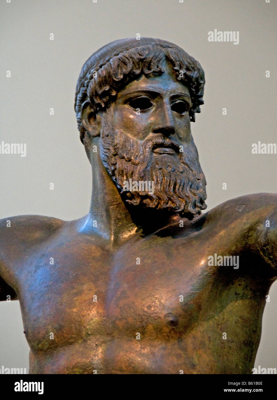 Zeus Poseidon Bronze Statue mächtiger Gott Kunst Griechisch Griechenland Museum Stockfoto