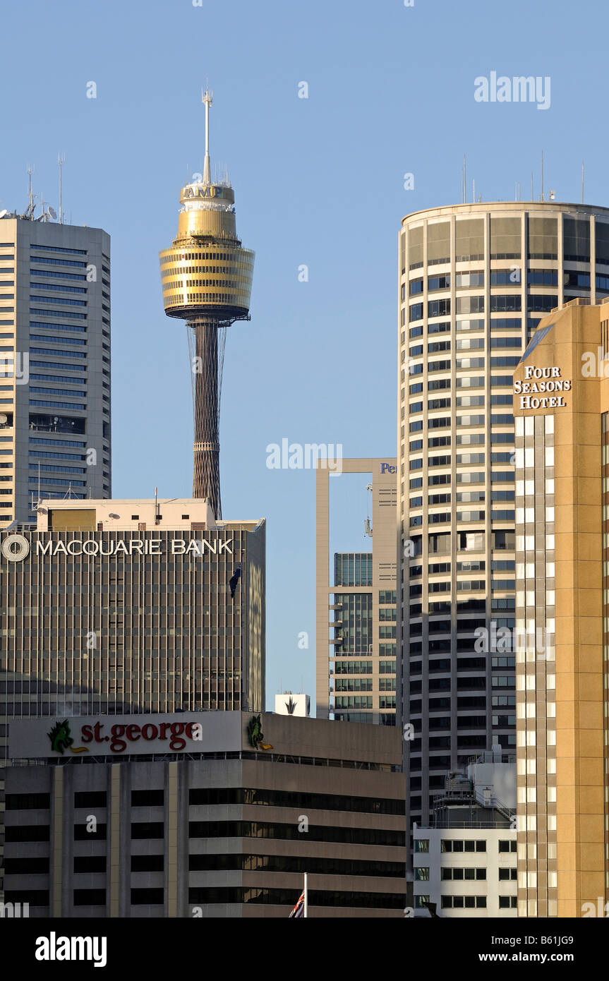 Sydney Tower, inmitten 260 Meter Australiens höchste Gebäude, Hochhäuser, Sydney, Australien Stockfoto