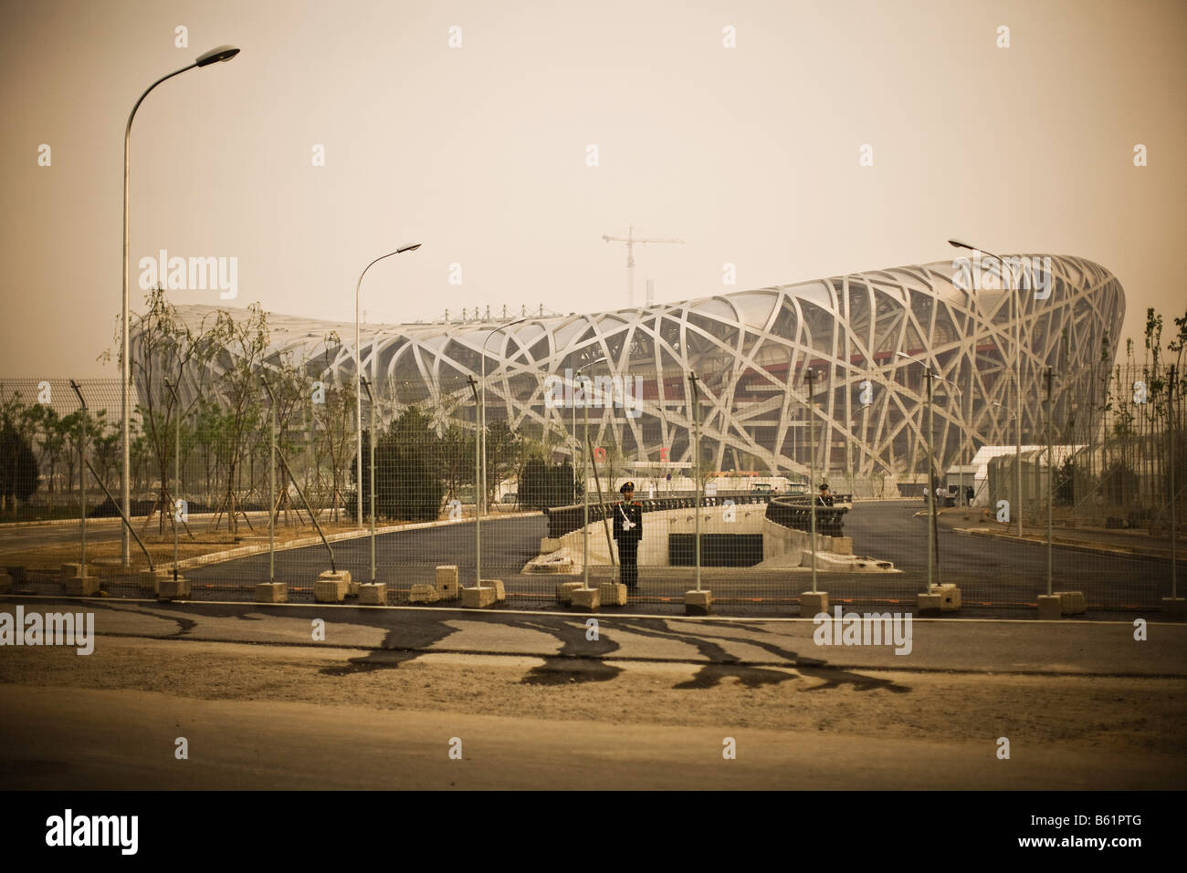 Das Nationalstadion Peking entworfen vom Architekten Herzog de Meuron in Peking im April 2008 Stockfoto