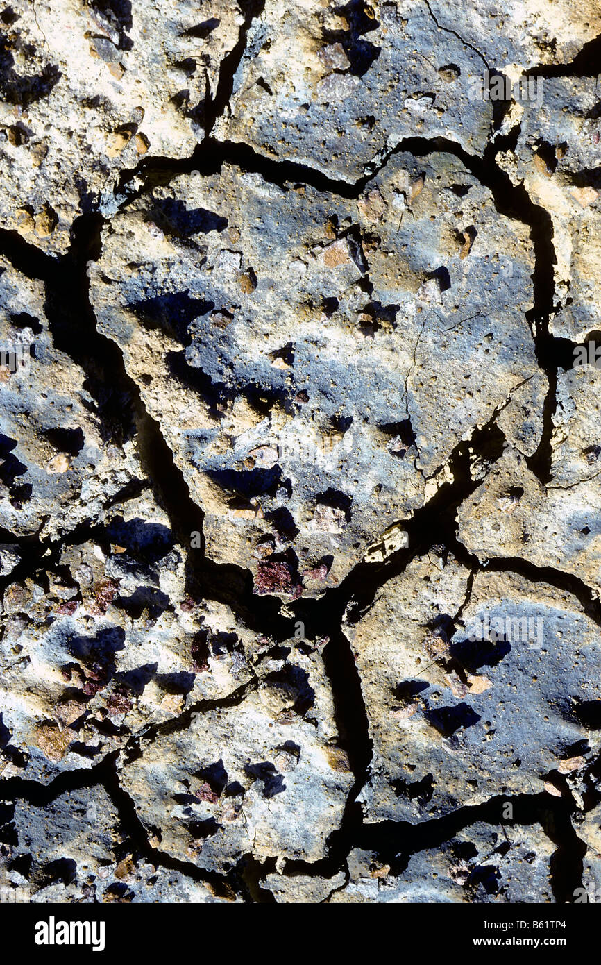 Pyroklastische Vulkangestein mit Fissuren, mineralische Ablagerungen, Detail, Vatnafjoell, Island, Europa Stockfoto