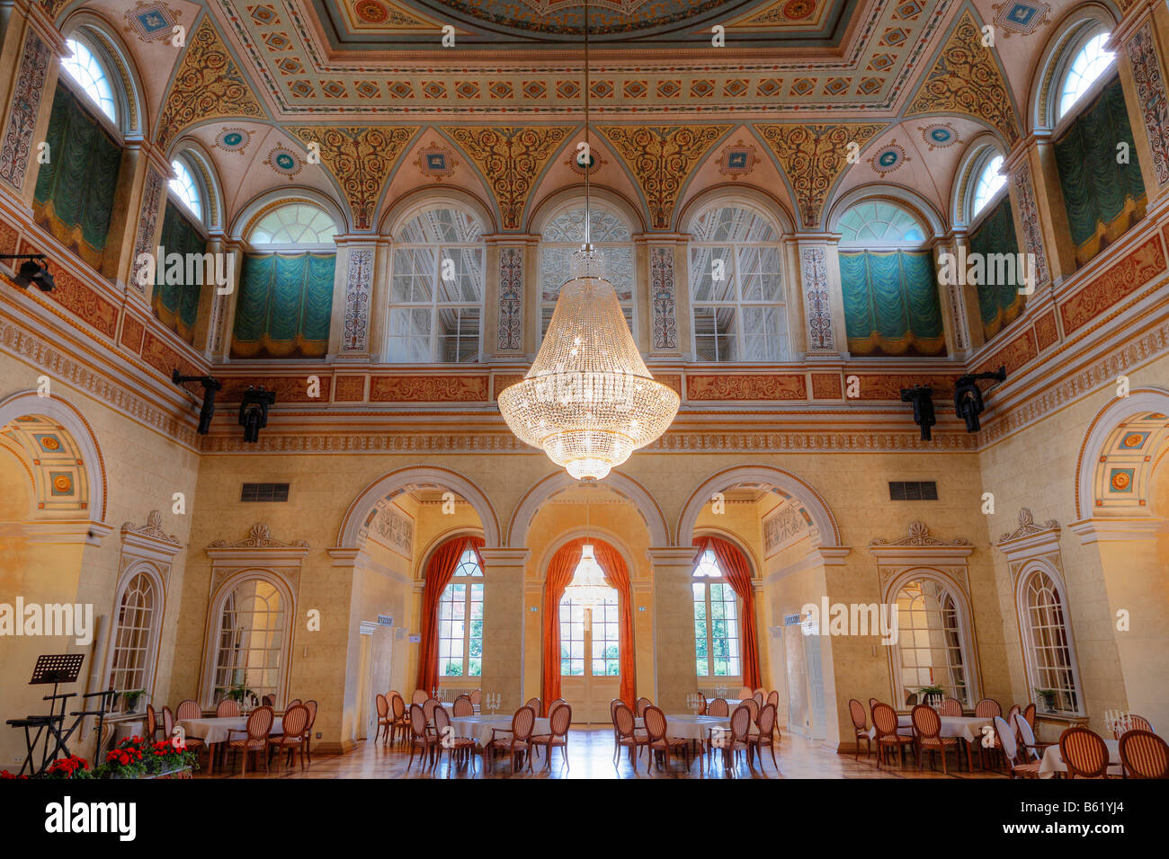 Kursaal Hall, buchstäblich Spa Halle, Innenaufnahme, staatliche Bäder in Bad Brueckenau, Berge der Rhön, Unterfranken, Brueckenau, B Stockfoto