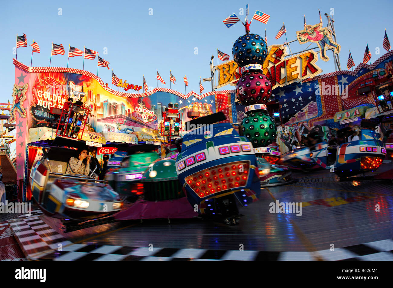 Breakdancer, Messegelände fahren, Wies'n, Wiesn, München, Bayern, Deutschland, Europa Stockfoto