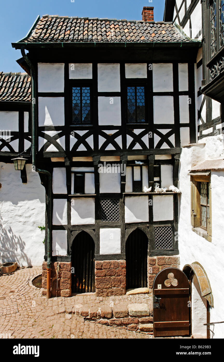 Vogtei, des Gerichtsvollziehers Lodge, mit Tauben, Sqaure Wartburg Castle, Eisenach, Thüringen, Deutschland, Europa Stockfoto