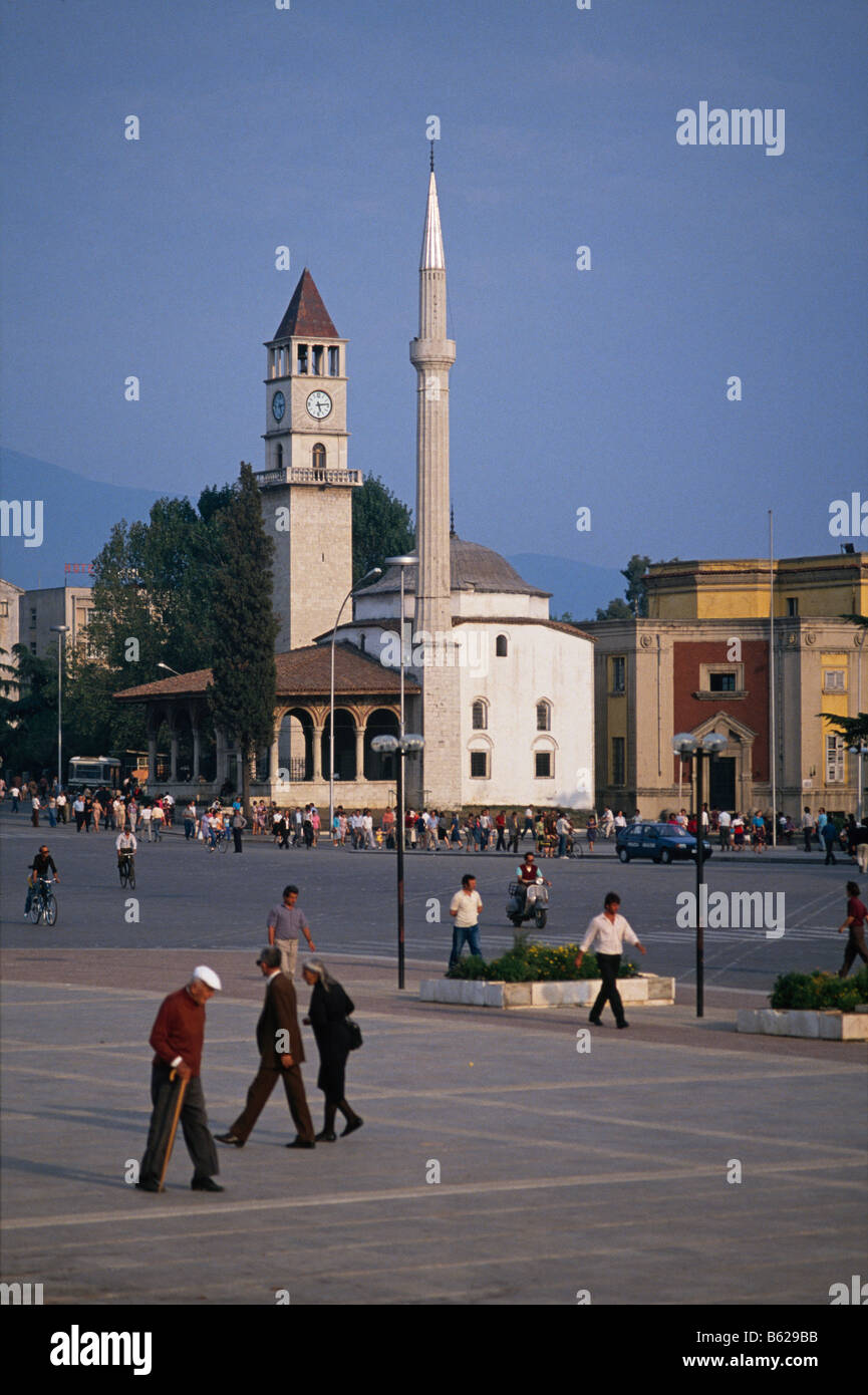 Et'hem Bay Moschee Skanderbeg-Platz / Sheshi Skenderbej, Tirana, Albanien 1992 Stockfoto