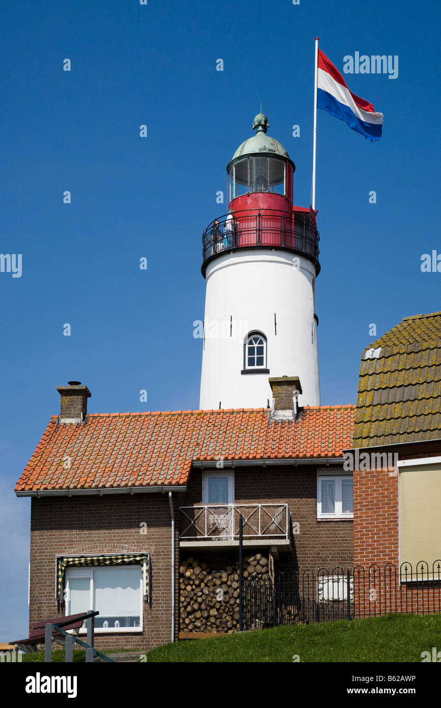 Leuchtturm mit niederländischer Flagge Urk Niederlande Stockfoto