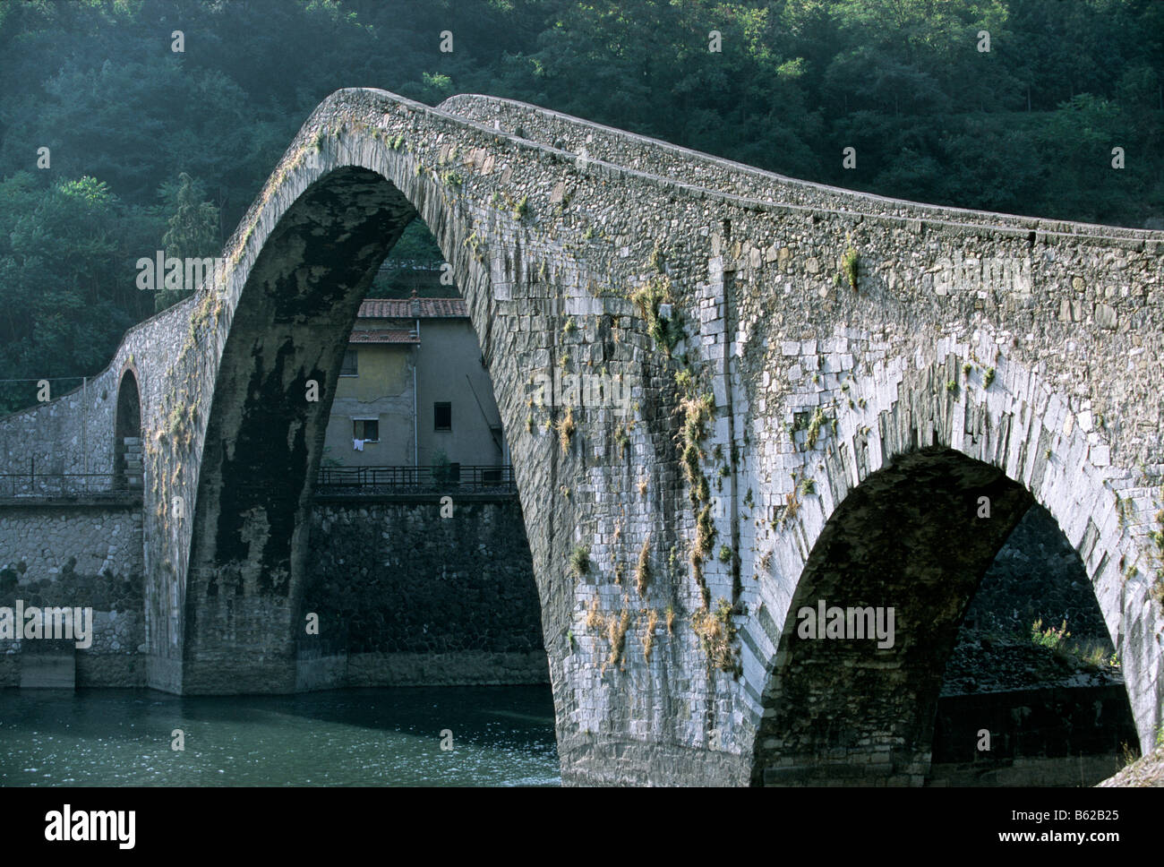 Ponte della Maddalena, Ponte del Diavolo, Teufelsbrücke, Borgo ein Mozzano Lucca Provinz, Toskana, Italien, Europa Stockfoto