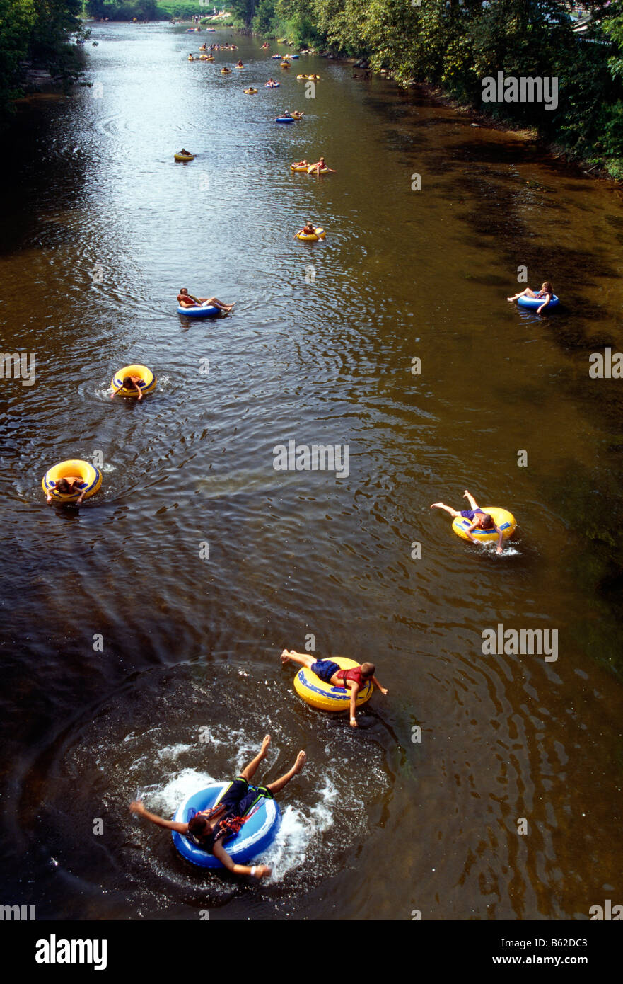 Draufsicht der Knollen schweben am Fluss Brandywine, Chester County, Pennsylvania, USA Stockfoto