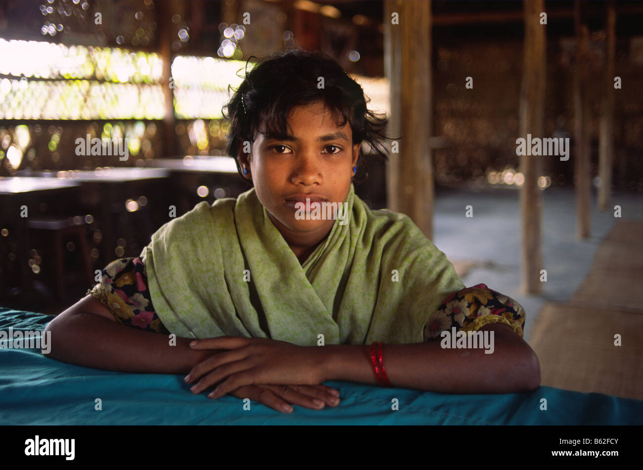 Toslima Alter von 14 Jahren von Arakan Provinz in Burma lebt in einem Flüchtlingslager in der Nähe von Ukia, Division Chittagong, Bangladesch Stockfoto