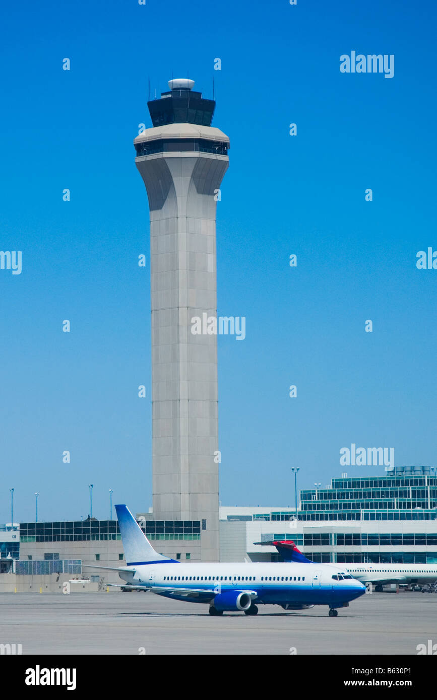 Flugzeug auf einem Flughafen, Denver International Airport, Denver, Colorado, USA Stockfoto