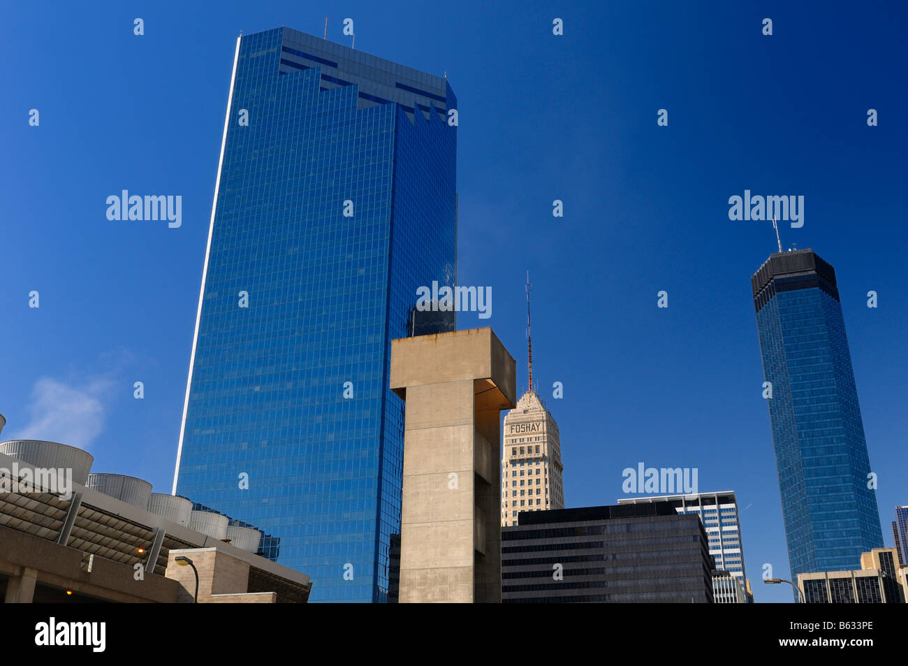 Campbell-Mithum und Foshay und IDS Türme in der Innenstadt von Minneapolis mit klaren blauen Himmel Stockfoto