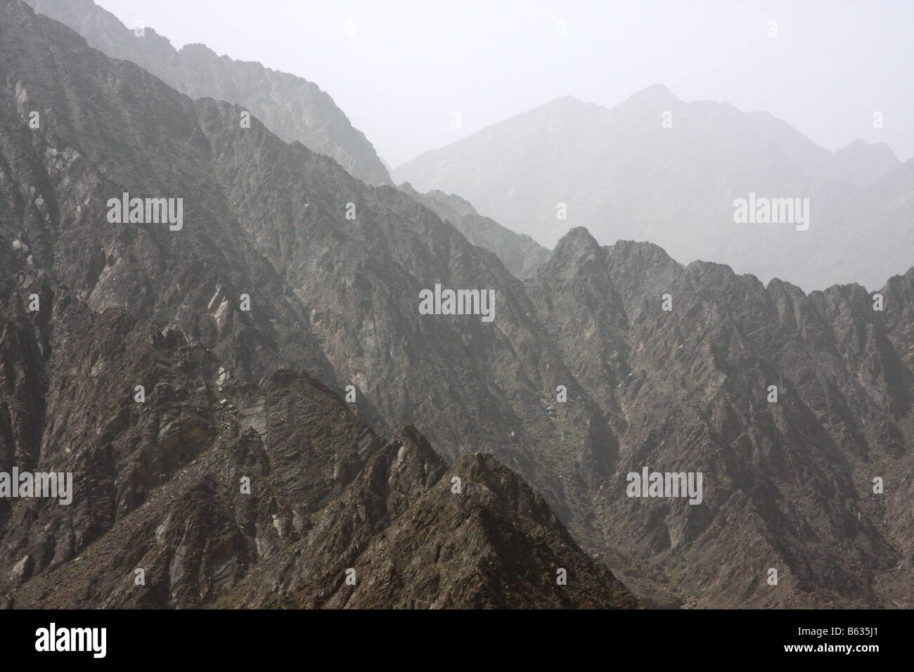 Dubai berge Fotos und Bildmaterial in hoher Auflösung Alamy