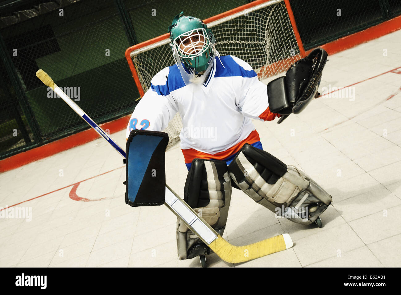 Eishockey Goalie Bewachung Ziel Stockfoto