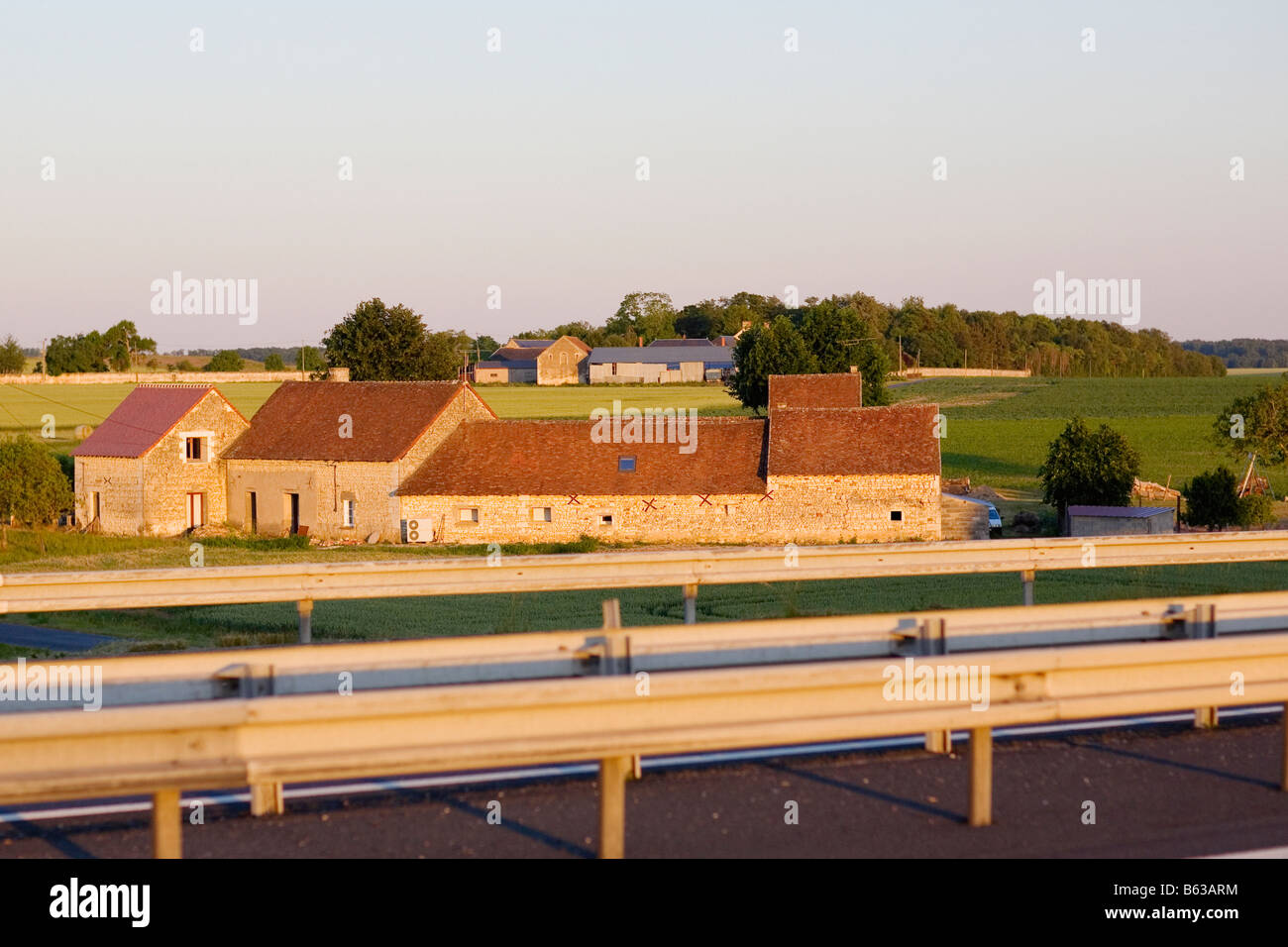 Häuser in einer Landschaft, Loiretal, Frankreich Stockfoto