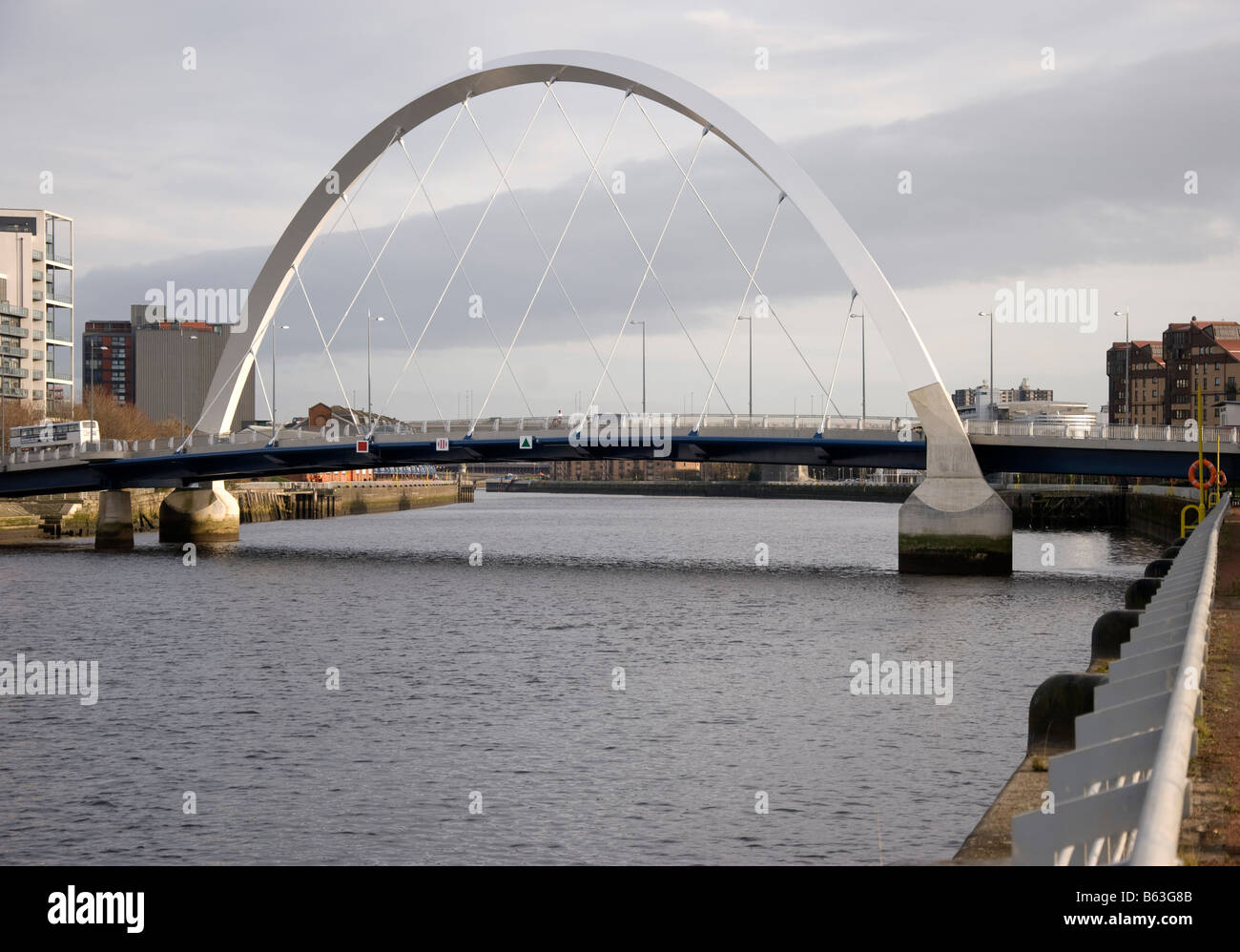 Die Squinty Brücke Fluss Clyde Finnieston Glasgow Schottland Großbritannien Vereinigtes Königreich Stockfoto