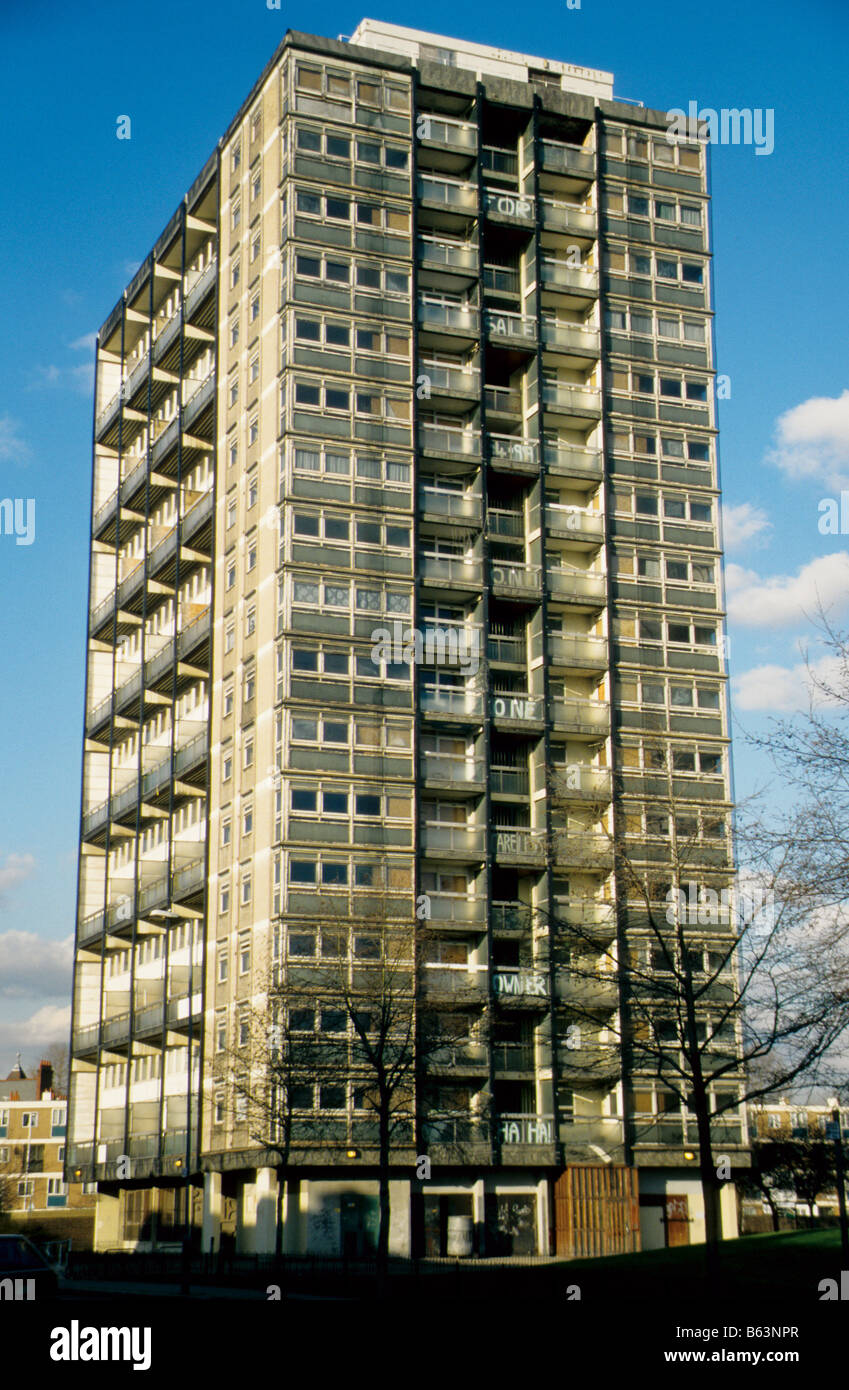 Bradmore House, Stifford Estate, Stepney London E1, warten auf Abriss. Stockfoto