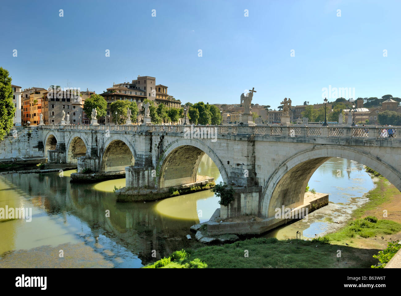 Die Ponte Sant Angelo wurde von Kaiser Hadrian in AD 134, Rom, Latium, Italien, Europa. Stockfoto