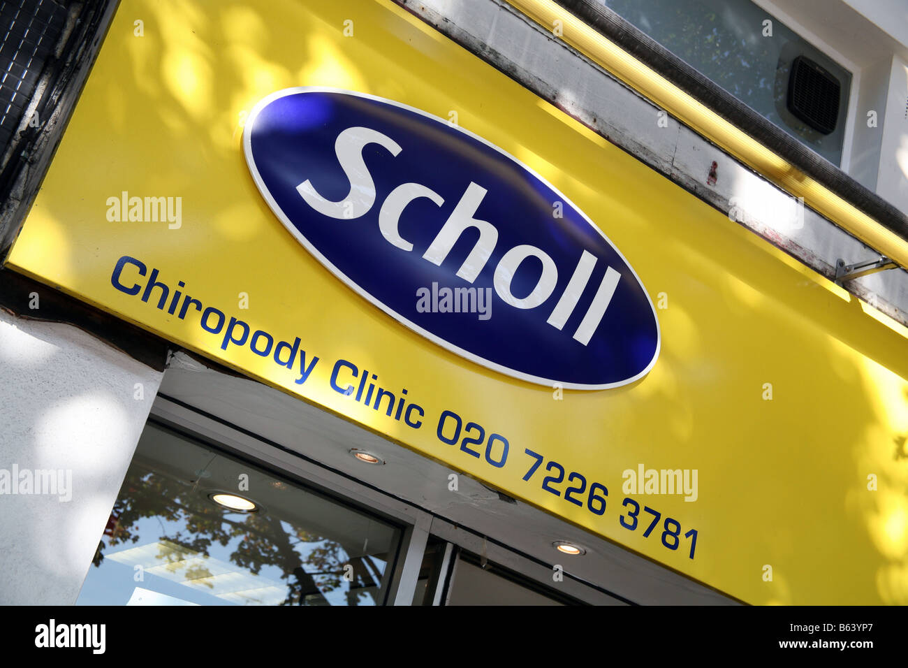 Scholl Fußpflege Klinik & Schuh Shop, London Branch Stockfoto