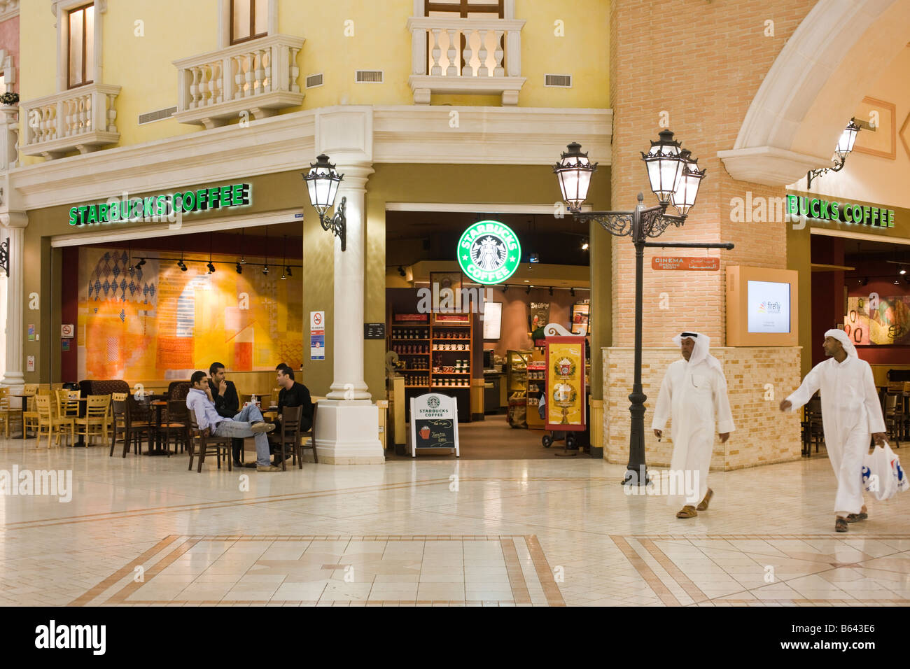 Starbucks, Villagio Mall, Doha, Katar Stockfoto
