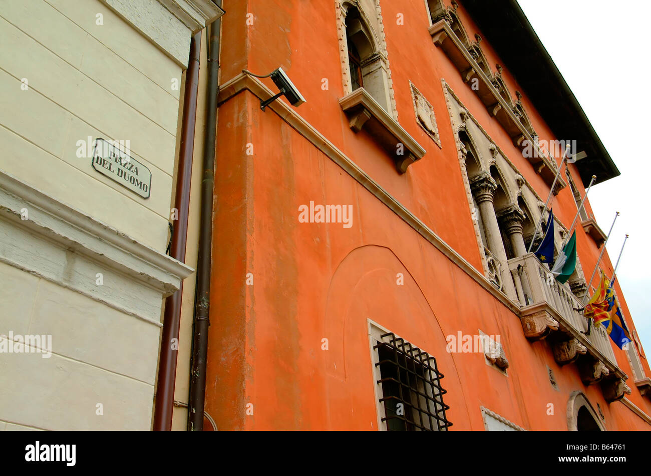 Rotes Schloss, Sitz der Gemeinde von Belluno, Italien Stockfoto