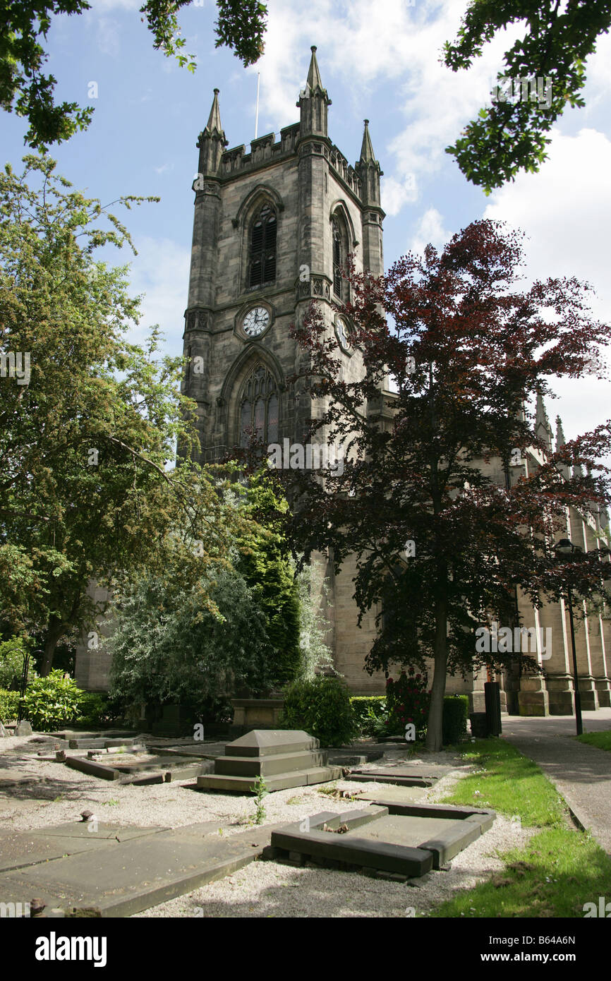Stadt von Stoke on Trent, England. Im frühen 19. Jahrhundert entwarf Trubshaw und Johnson St. Peter Ad Vincula Kirche. Stockfoto