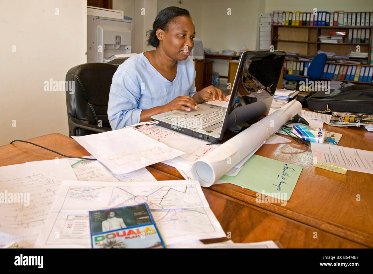 Computer-Operator Douala Kamerun Afrika Stockfoto