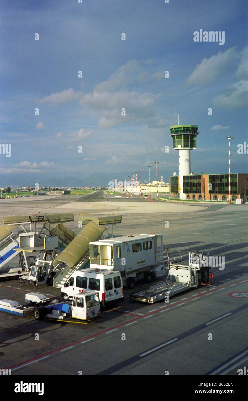 Neapel Flughafen Capodichino Stockfoto
