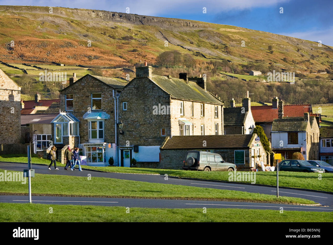 Das Dorf Reeth in Swaledale, Yorkshire Dales, England UK im Herbst Stockfoto