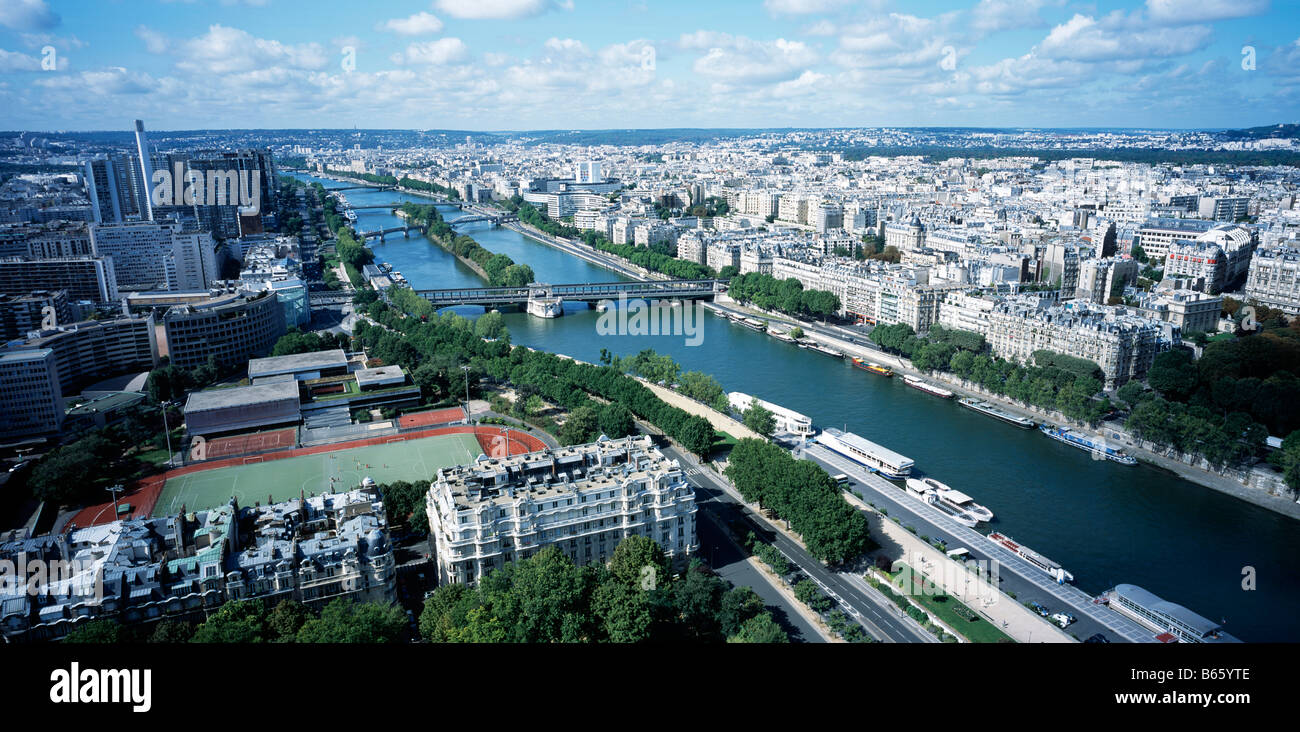 Fluss Seine, Pont de Bir-Hakeim, Ile des Cygnes, Paris, Frankreich Stockfoto
