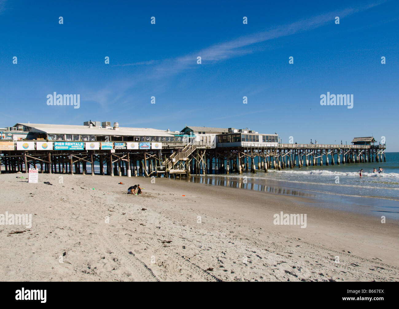 COCOA BEACH PIER AN DER OST KÜSTE VON FLORIDA Stockfoto