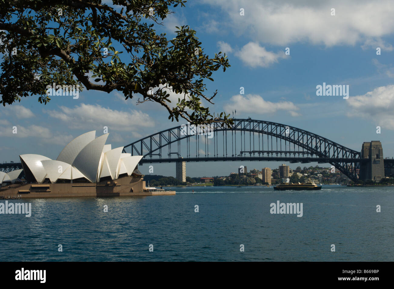 Sydney Harbour Bridge und das Opernhaus Macquarrie Punkt entnommen Stockfoto