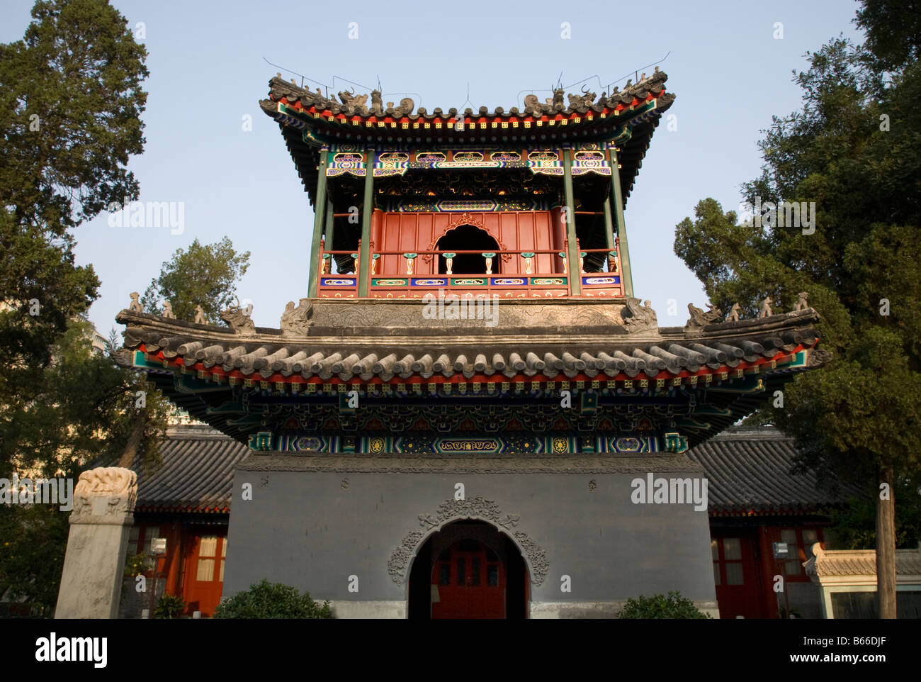 Chinaturm Minarett und schwere Kuh Street Niu Jie Moschee Peking China für die Hui Minderheit berühmte muslimische Moschee in China Stockfoto