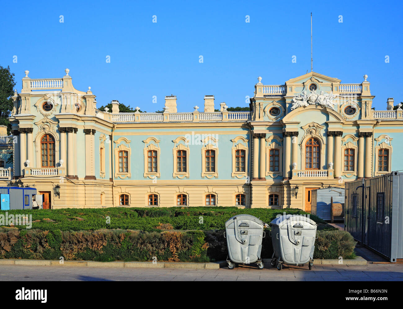 Mariinski-Palast (1744), Architekt Bartolomeo Rastrelli, zeremonielle Residenz des Präsidenten der Ukraine, Kiew, Ukraine Stockfoto