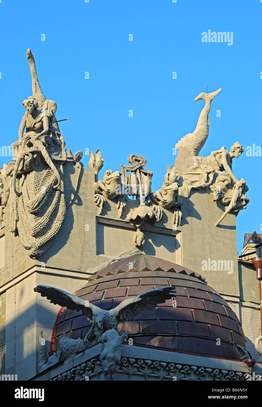 Haus mit Chimäre (Gorodetsky House), wichtigsten Jugendstil-Gebäude in Kiew (1901-1902), durch Vladislav Gorodetsky, Kiew, Ukraine Stockfoto