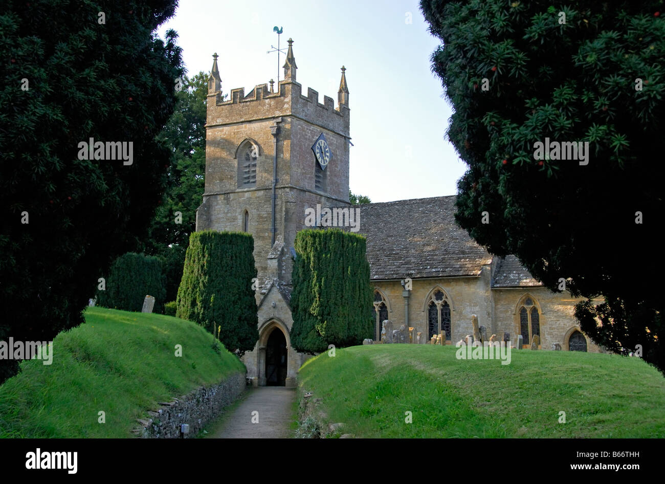 Str. Peters Kirche, 'Upper Slaughter' ^ Gloucestershire, England Stockfoto