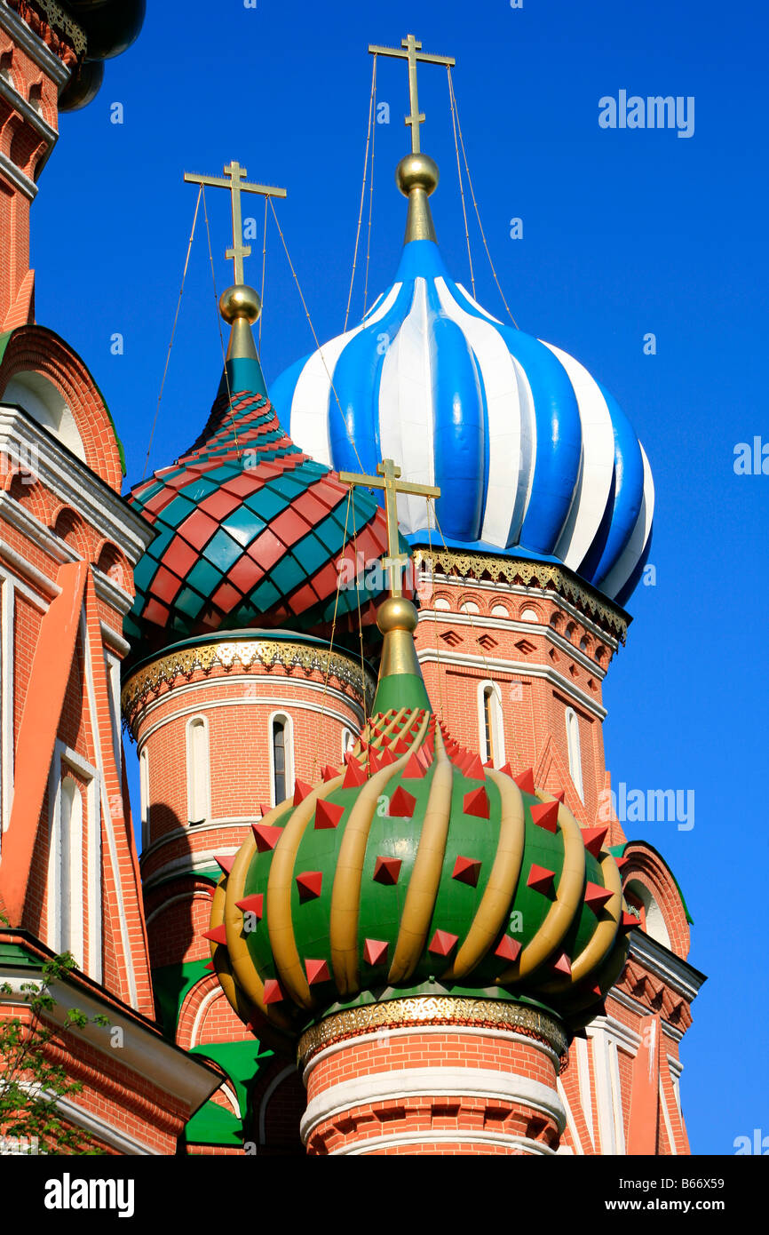 Zwiebeltürme der Basilius Kathedrale auf dem Roten Platz in Moskau, Russland Stockfoto