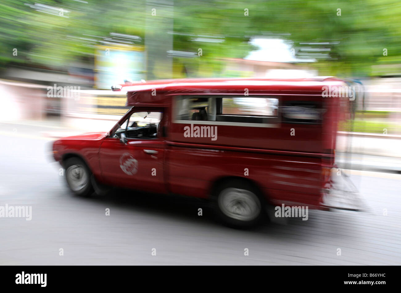 Rote Taxis in Chiang Mai, Nordthailand Stockfoto