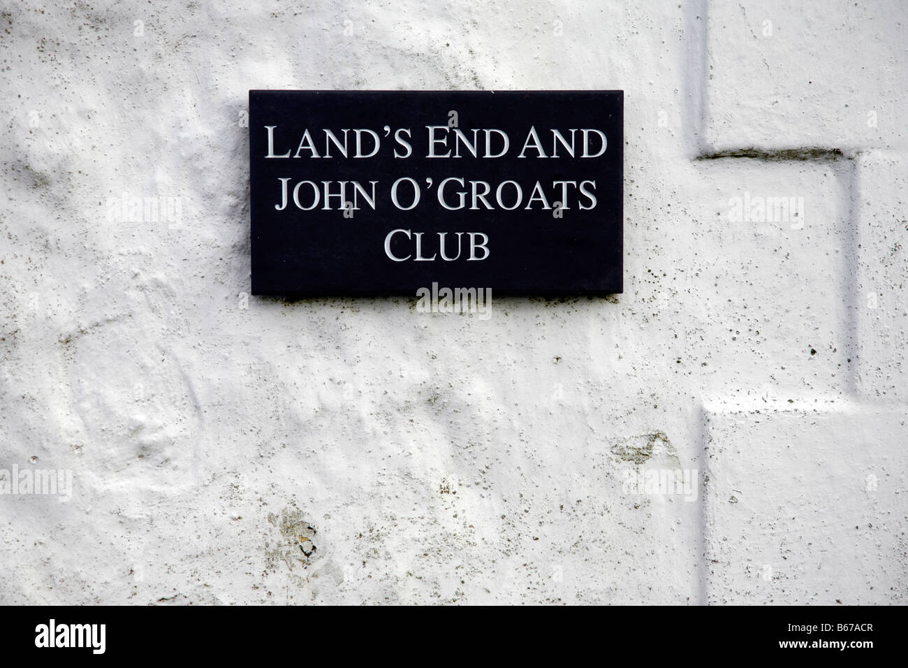 Lands End und John O Grützen Club Zeichen, Cornwall Stockfoto