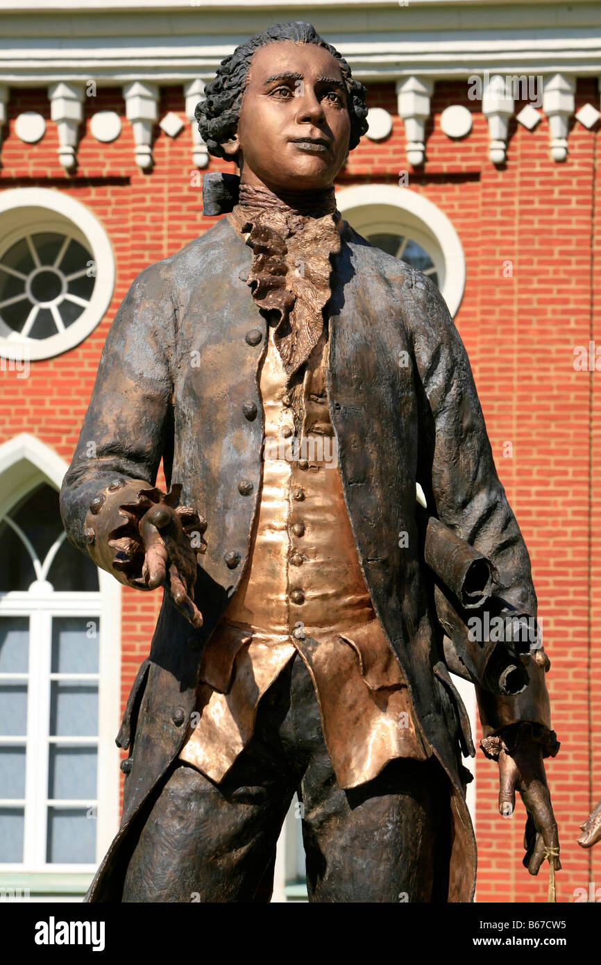 Statue von Architekt Matwej Kasakow (1738-1812) im 18. Jahrhundert Zarizyno in Moskau, Russland Stockfoto