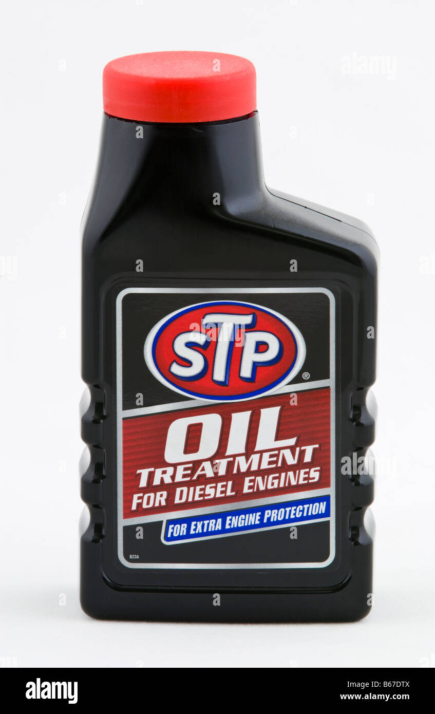 STP Öl-Behandlung für Dieselmotoren für zusätzliche Motorschutz in Großbritannien verkauft Stockfoto