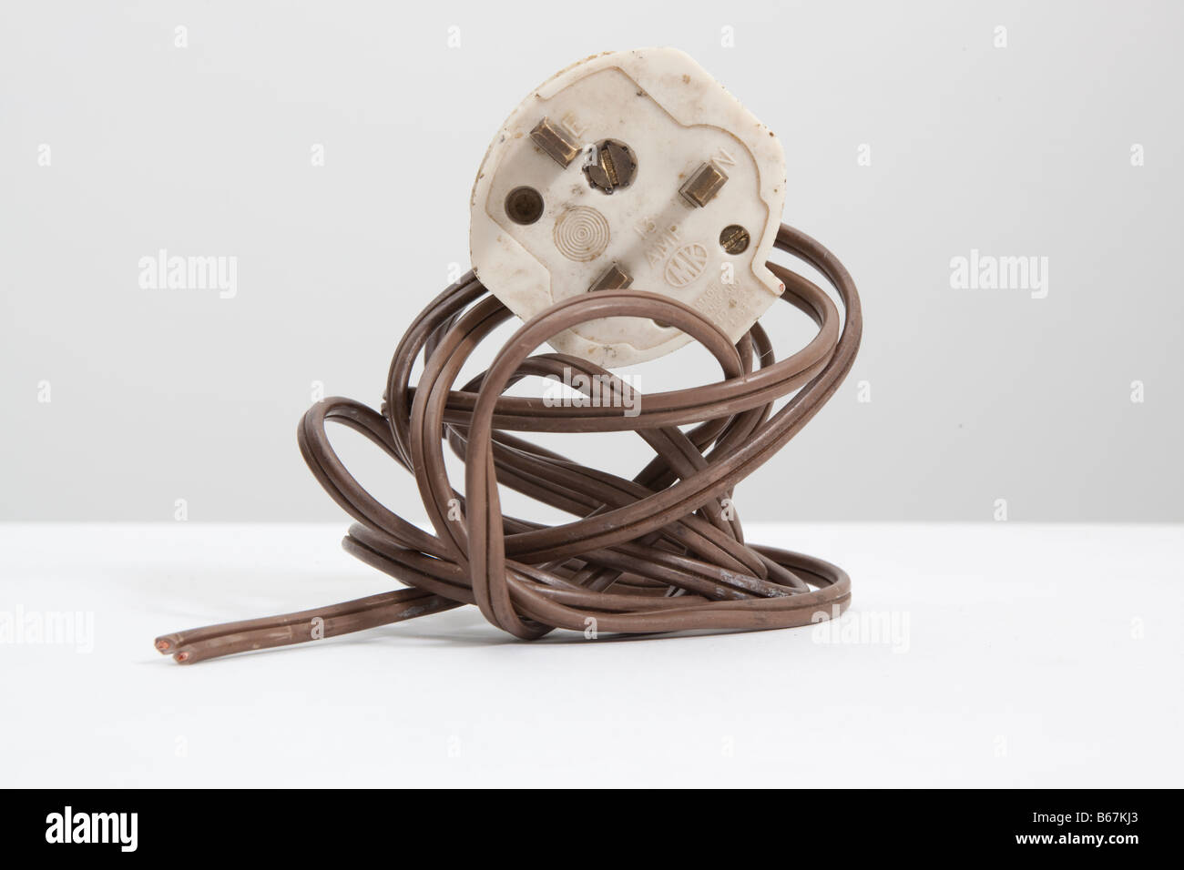 DEBFLEX Funk-Wandschalter Casual – Weiß, 2P-Stecker Mit Metallständer, Ideal Für Renovierung & Dekoration