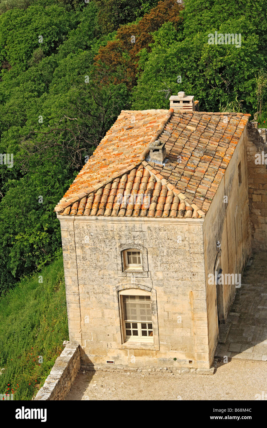 Blick von der Pons de l Orme Turm, Montmajour Abtei, in der Nähe von Arles, Provence, Frankreich Stockfoto