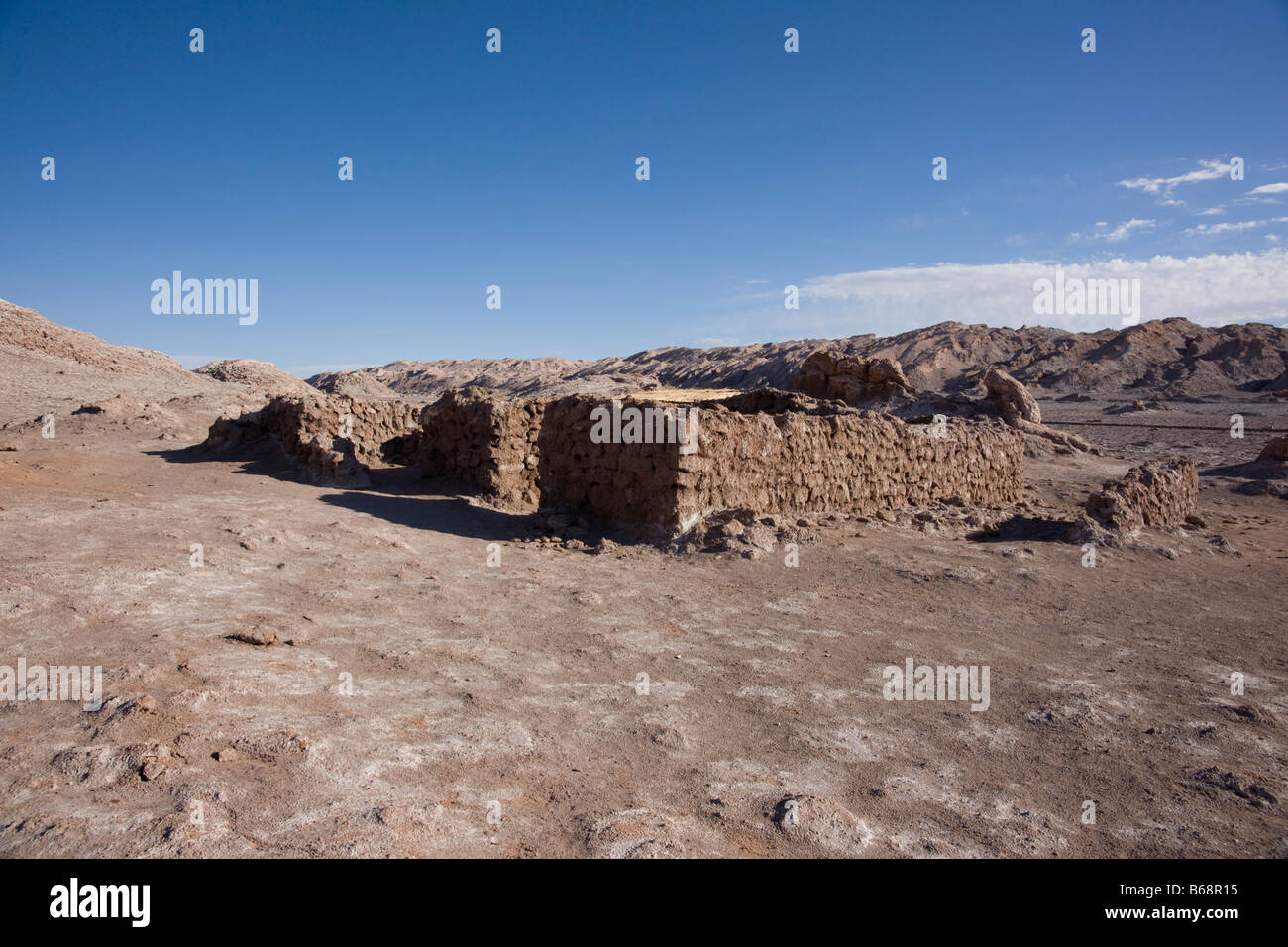Ruinen von Salz Bergleute Behausungen, Valle De La Luna (Tal des Mondes), Atacama, Chile Stockfoto
